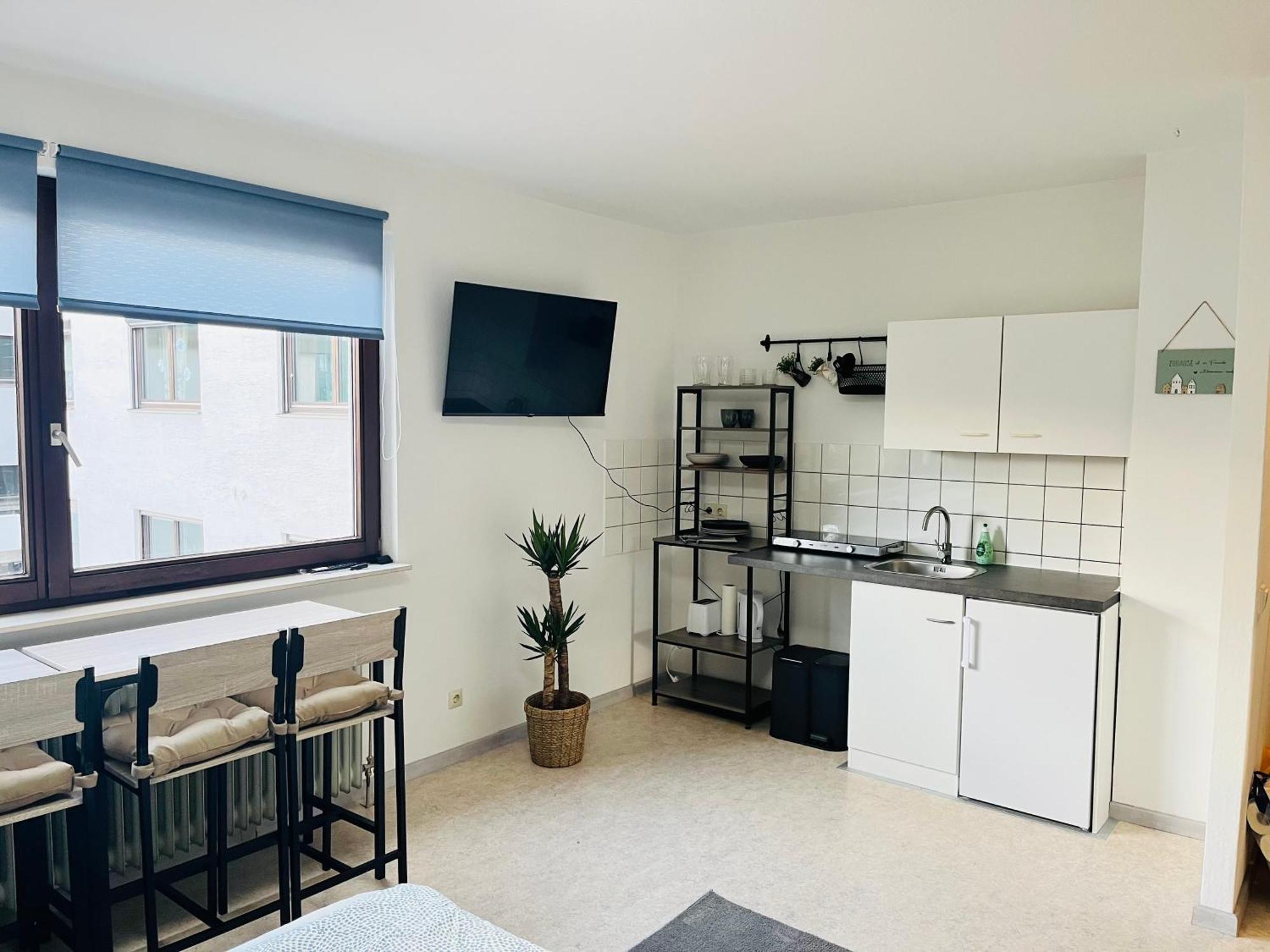Lenastay I Modernes Apartment-Studio Kaiserslautern Kültér fotó
